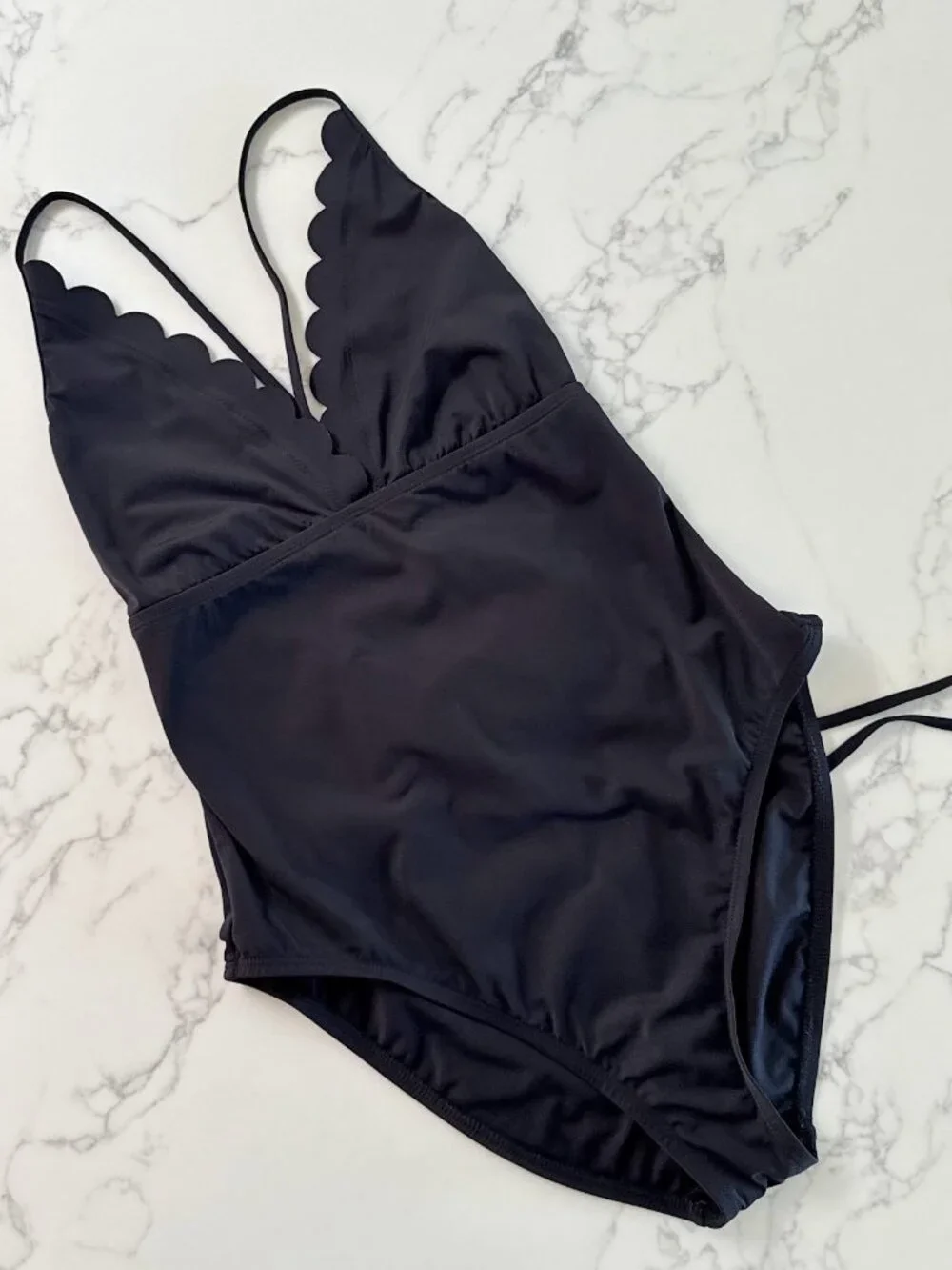 La Blanca Petal Pusher One-Piece Swimsuit - Black - Size 10